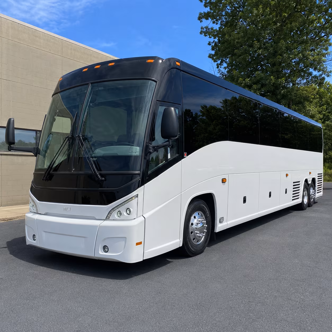 charter buses to sacramento convention center and bay area conference venues