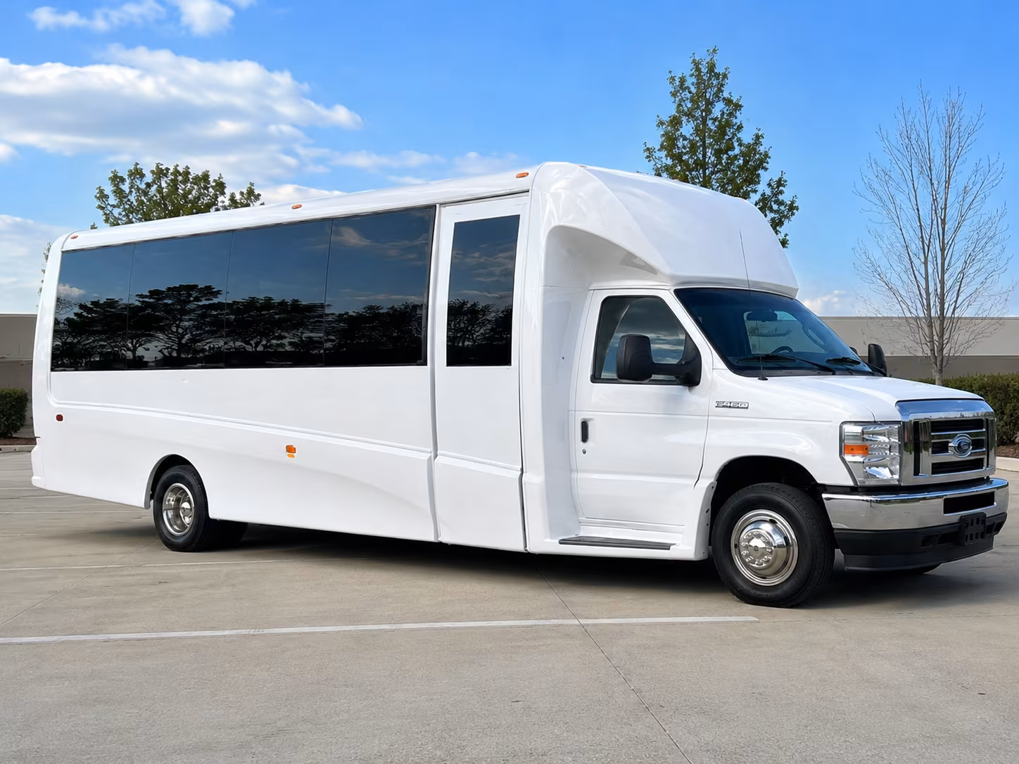 shuttle buses to golden 1 center shows in sacramento