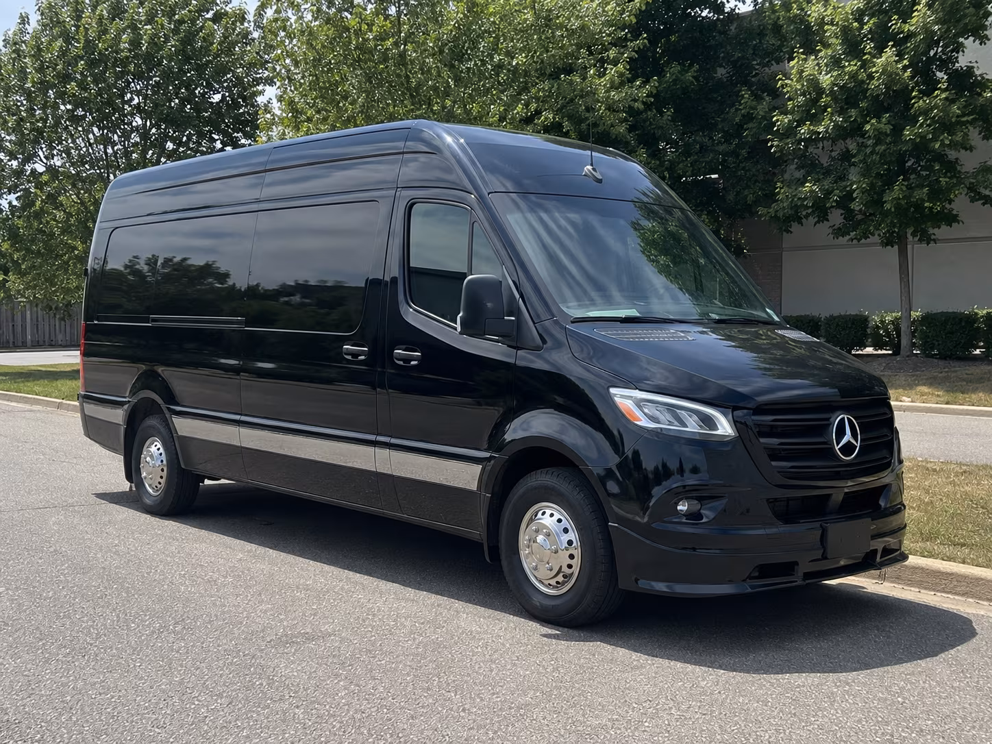 sprinter vans and limos for fairfield prom couples and small groups